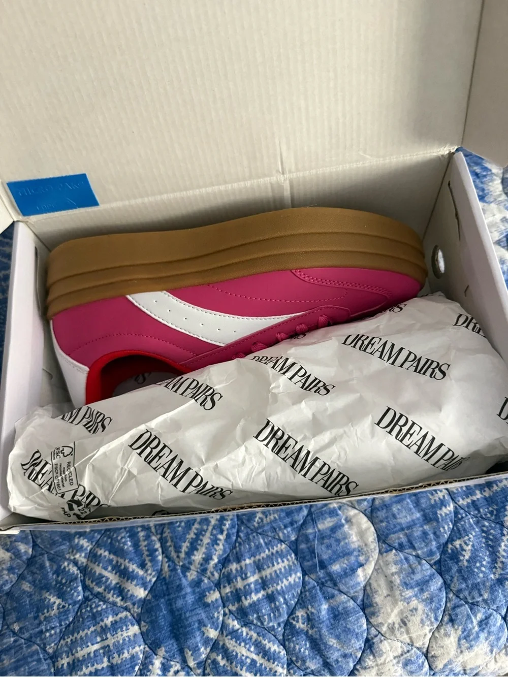 Dream Pairs Hot Pink and White Women's Retro Sneakers